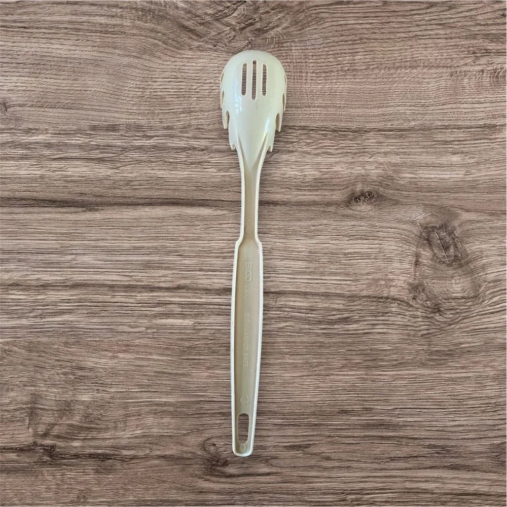 Vintage Ekco‎ Nylon Plastic Almond Beige Slotted Spaghetti Server Spoon